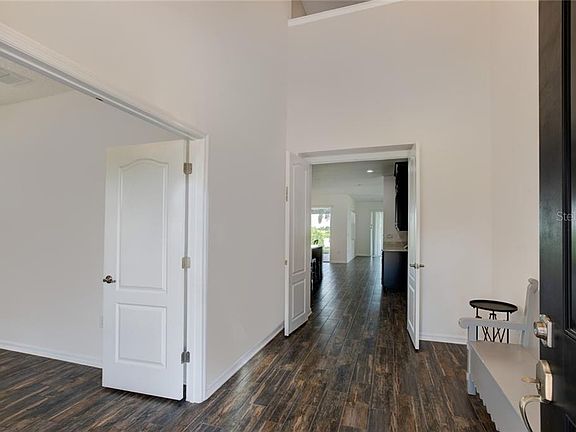 5th image of 15127 Lake Claire Overlook Dr