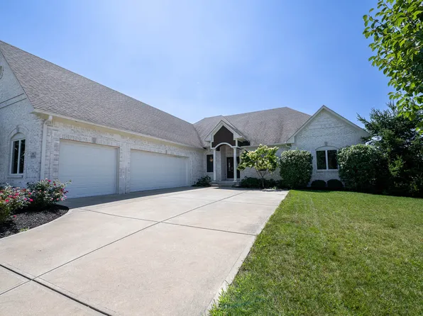 5379 Camden Ln, Greenwood, IN 46143