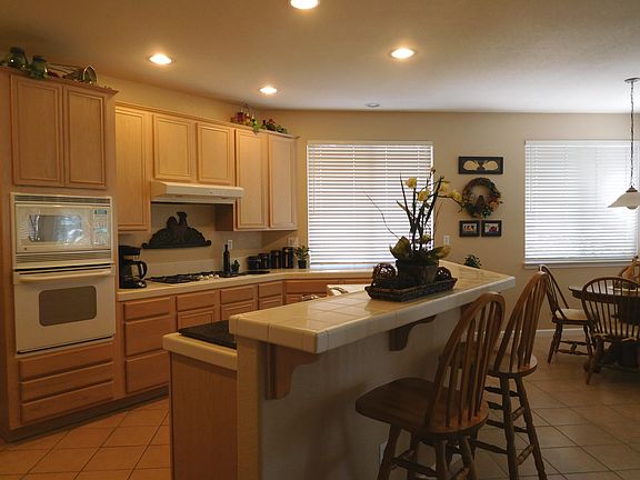 5th image of 7242 Noah Ct
