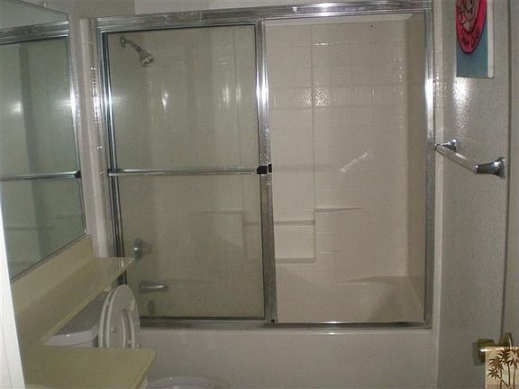 5th image of 53513 Calle Amigos