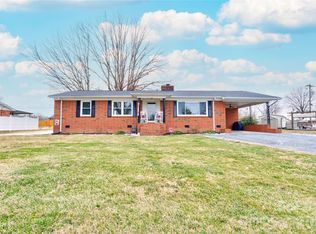 402 N Cherry St, Cherryville, NC 28021