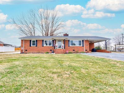 402 N Cherry St, Cherryville, NC, 28021