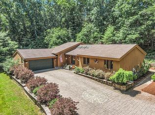 23 Pingree Farm Rd, Georgetown, MA 01833