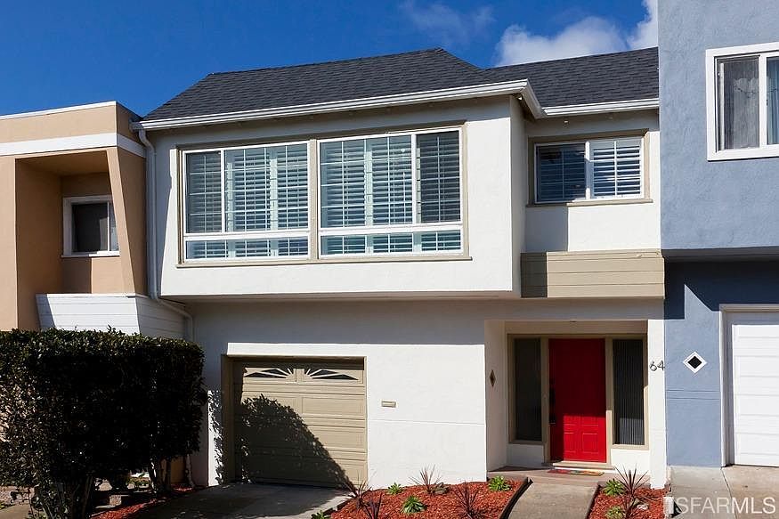 1st image of 64 Los Palmos Dr