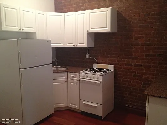 Rented by Point NYC | media 44