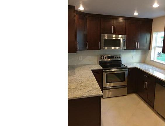 2nd image of 1871 Riverwood Ln