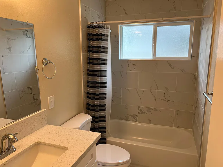 824 S California Ave #A — Photo 7