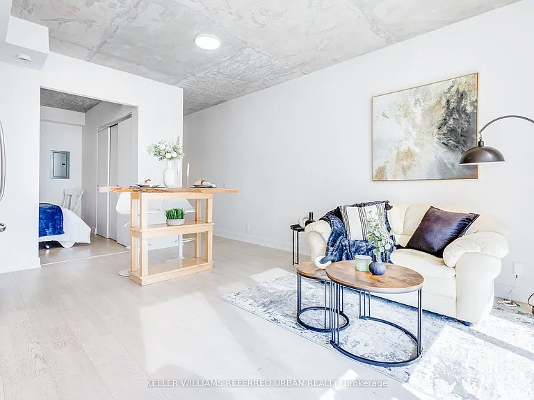 2 Gladstone Ave #208 — Photo 12