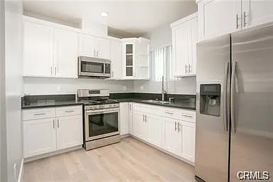 614 W 85th St #1/2 — Photo 9