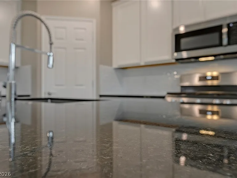 41 Lomita Heights Dr — Photo 28