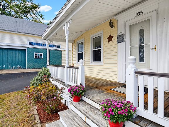 4th image of 185 Elm Street
