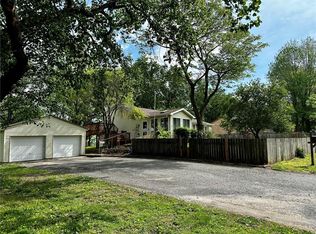 601 N 2nd Ter, Troy, KS 66087