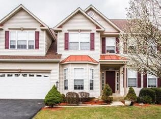 5452 Quaint Dr, Woodbridge, VA 22193