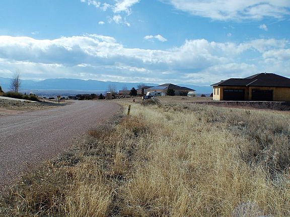 2nd image of 51 W Sunnyslope Dr