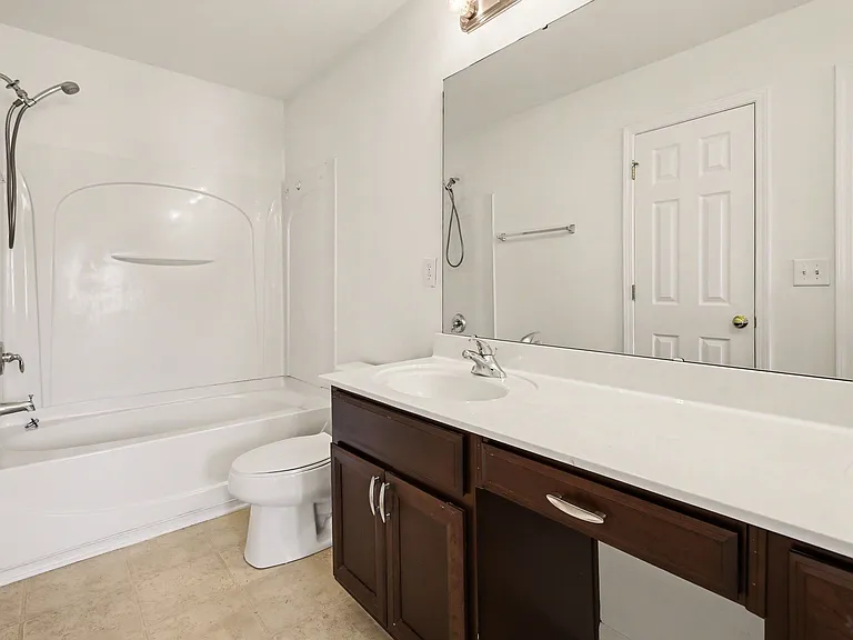 2515 Brackley Pl NW — Photo 10