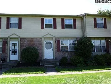 371 Carriage Ln #371 photo 1