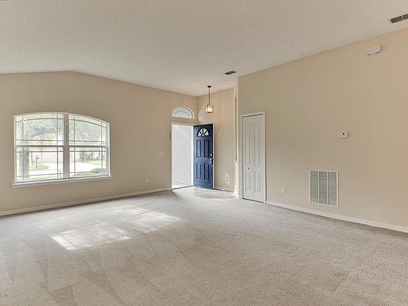 5th image of 13806 Devan Lee Dr E
