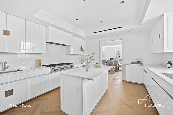 Rented by The Agency | media 2