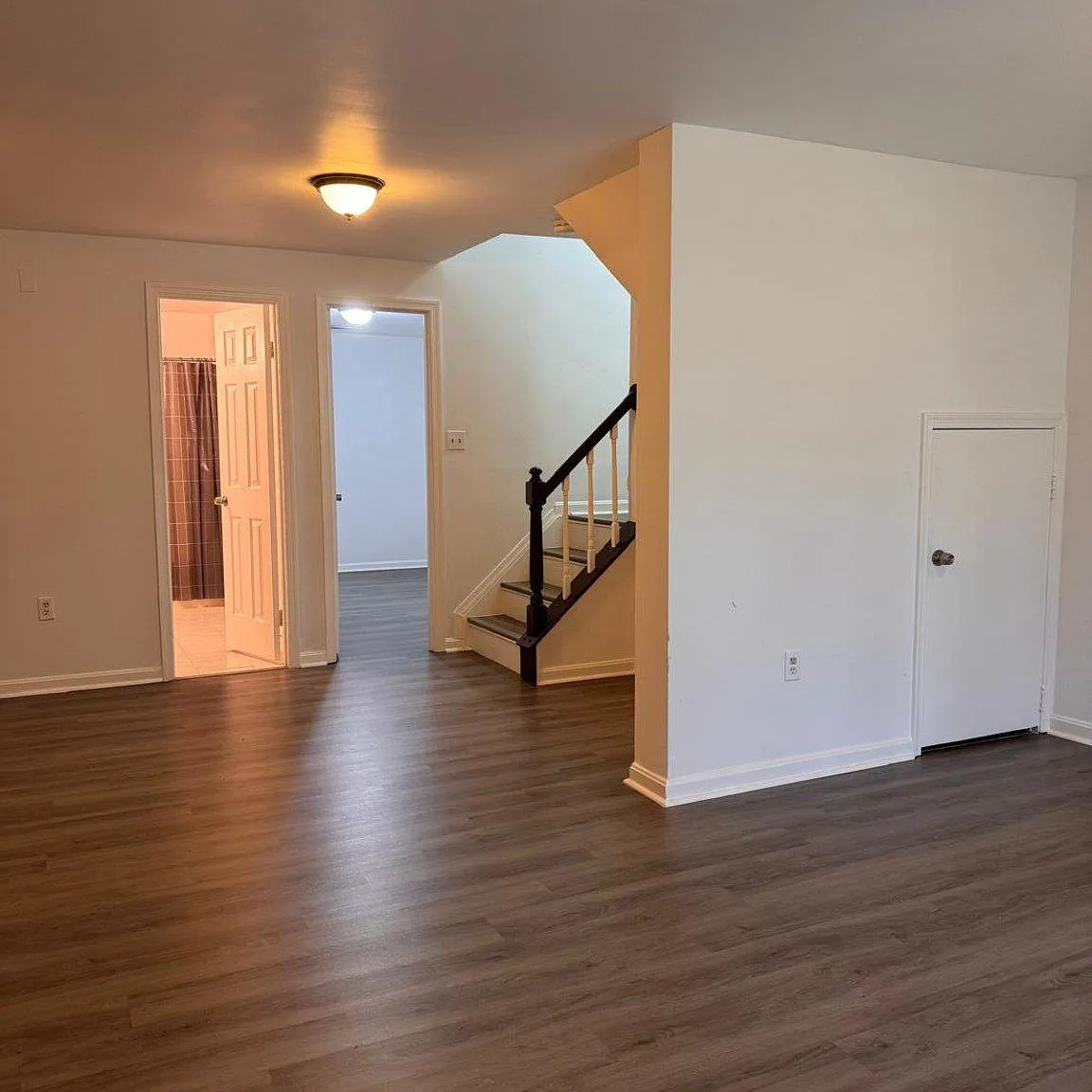 4 bed, 3.5 bath, 2155 sqft, $2,875 — Photo 4