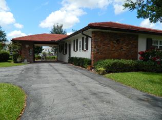 9075 Thunderbird Dr, Coral Springs, FL 33065
