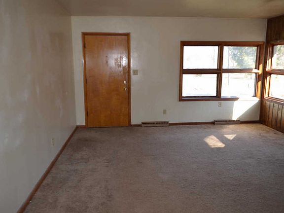 4th image of 267 Ballard Dr