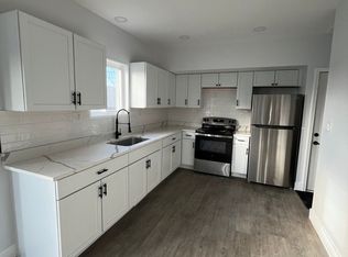 2067 N Opdyke Rd #9, Auburn Hills, MI 48326