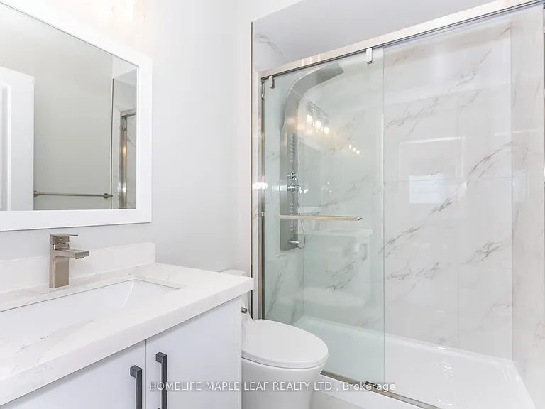 7400 Markham Rd #517 — Photo 18