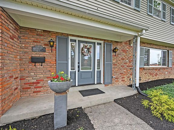 4th image of 9891 Tollgate Ln
