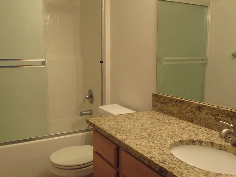 10707 SE 170th St — Photo 16