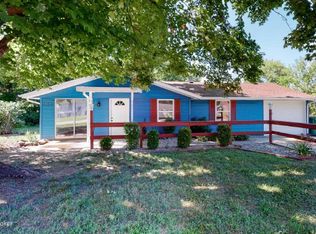 10212 Beau Brummell Dr, Fairdale, KY 40118