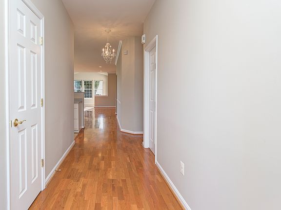 3rd image of 17381 Four Seasons Dr