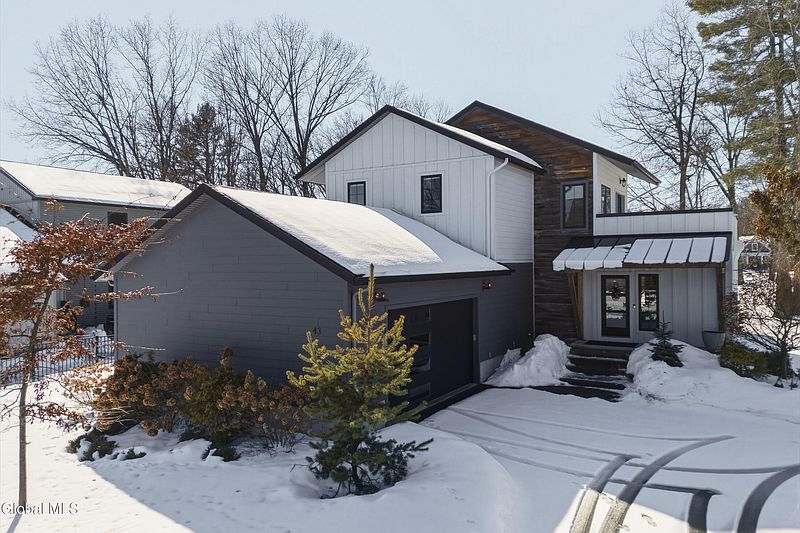 2nd image of 43 Doten Avenue