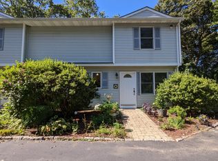 303 S Pier Rd #B, Narragansett, RI 02882