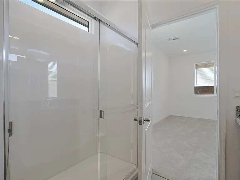 1275 Leo Ln — Photo 15