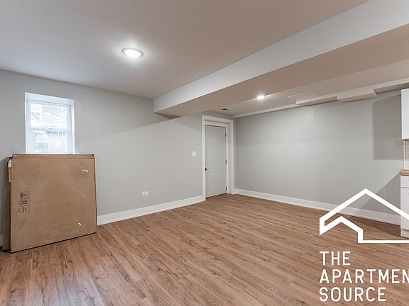 3rd image of 4725 S Forrestville Ave #G2