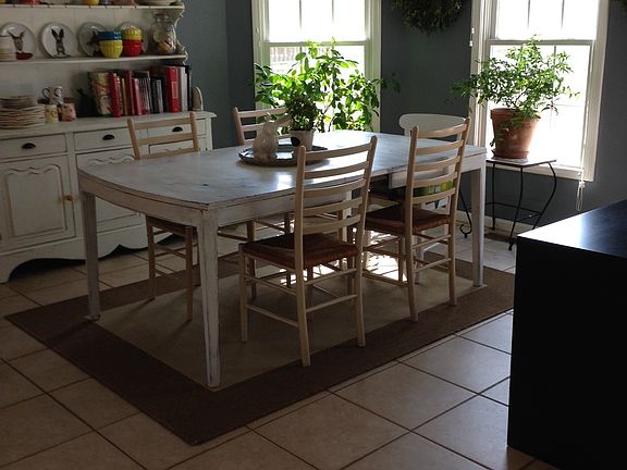 Breakfast nook in kitchen