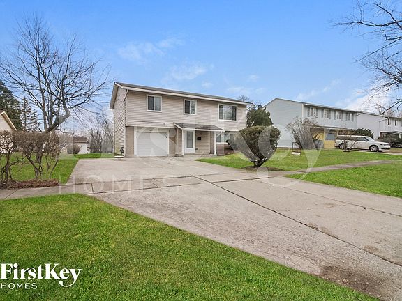 2nd image of 1039 Abbott Ln