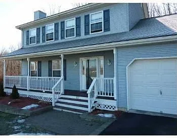 87 Woodland Rd photo 1