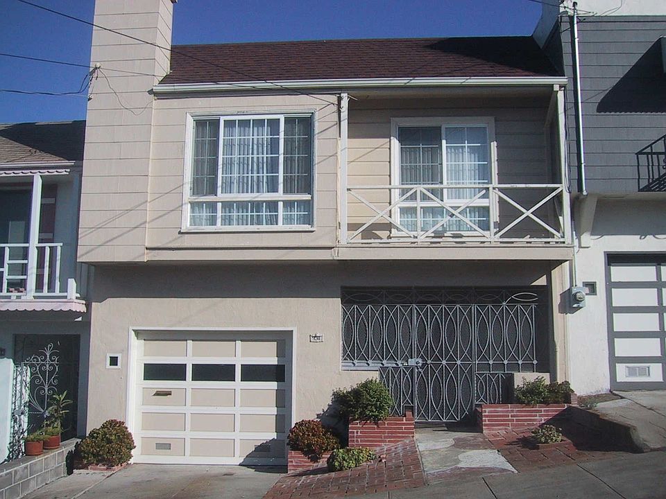 1st image of 2418 Quintara St