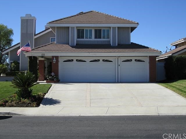 1st image of 2243 Avenida Oliva