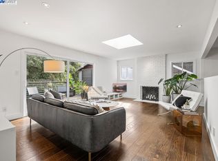 7122 Homewood Dr, Oakland, CA 94611