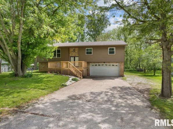 69 Sunny Hill Dr, Orion, IL 61273
