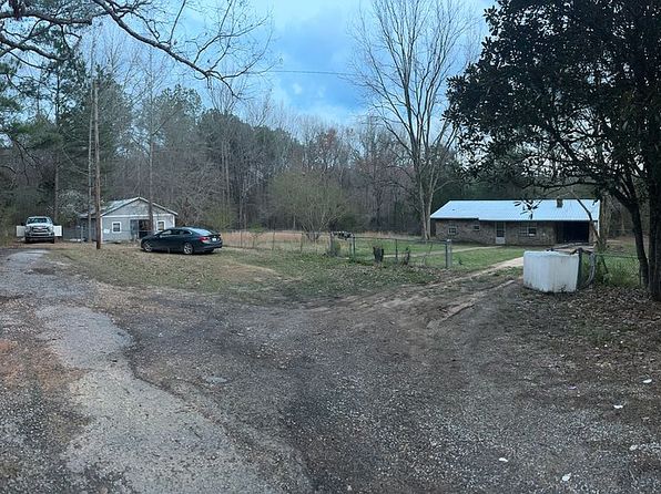 722 Petree Clark Rd, Tremont, MS 38876