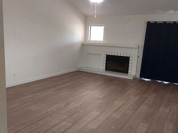 Great Room (Family/Living Room)