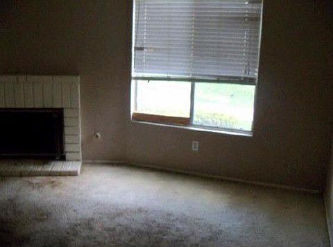 4th image of 1025 N Tippecanoe Ave Unit 137