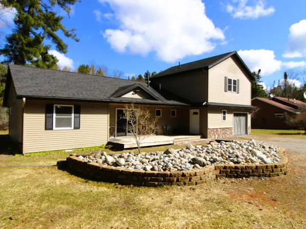 2169 Contour Dr, Roscommon, MI 48653