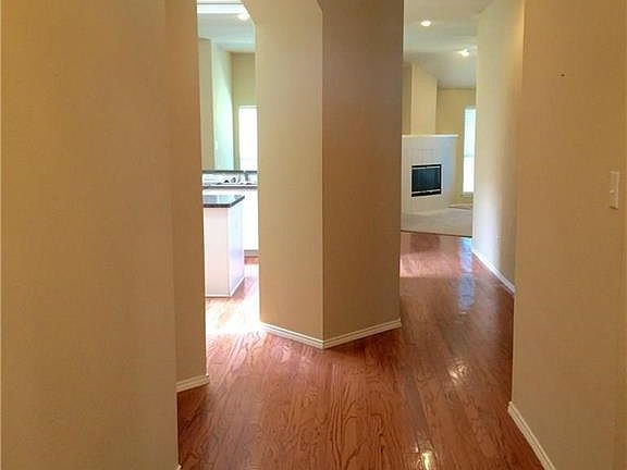 4th image of 6917 Highland Crest Ln