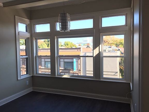 5th image of 84 Elmwood Ave APT 4