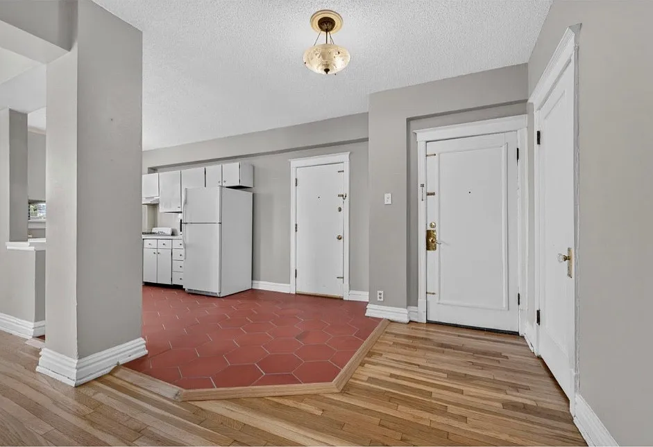 4515 Maryland Ave — Photo 4