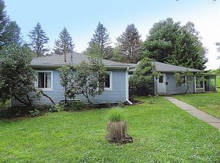 118 Stoney Lonesome Rd, Greentown, PA 18426